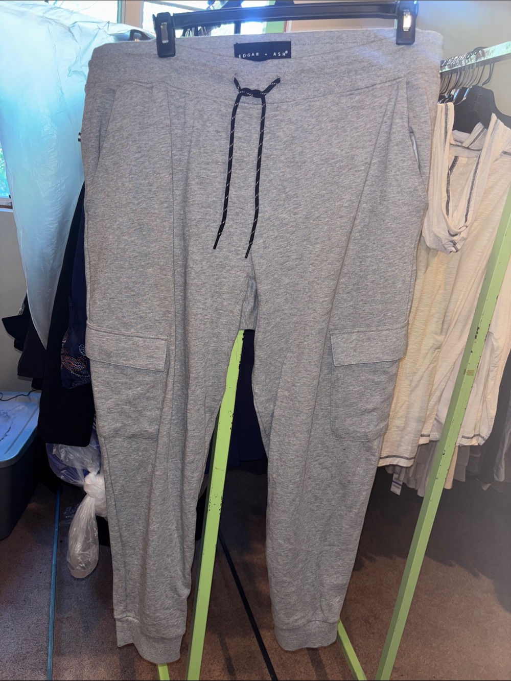 Men's Gray Cargo Jogger Sweatpants – Casual Comfort